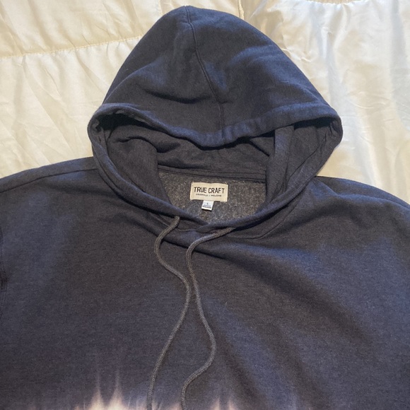 True Craft Men’s Pullover Hooded Sweatshirt - Picture 2 of 5